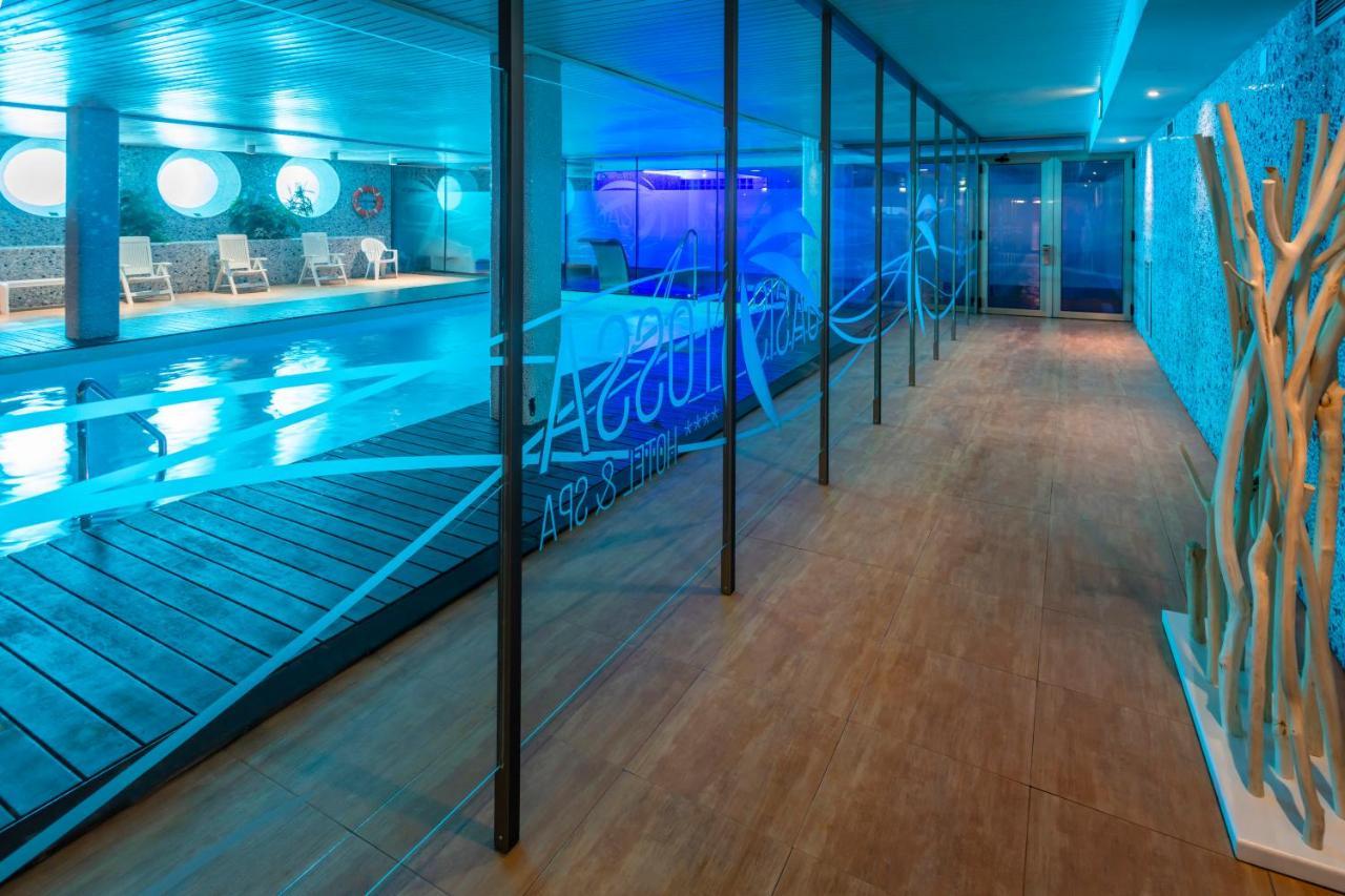 GHT Oasis Tossa&Spa Tossa de Mar Bagian luar foto