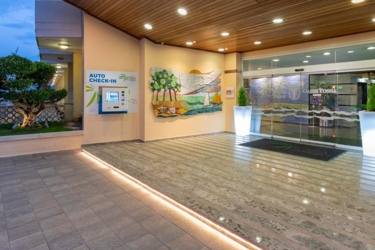 GHT Oasis Tossa&Spa Tossa de Mar Bagian luar foto