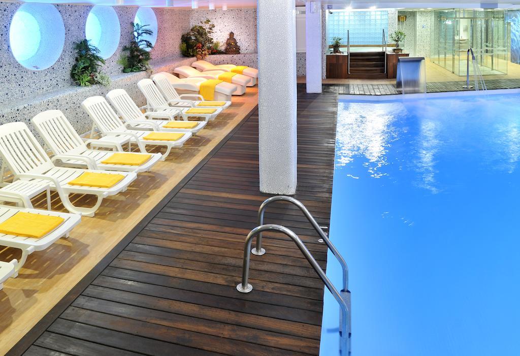 GHT Oasis Tossa&Spa Tossa de Mar Bagian luar foto